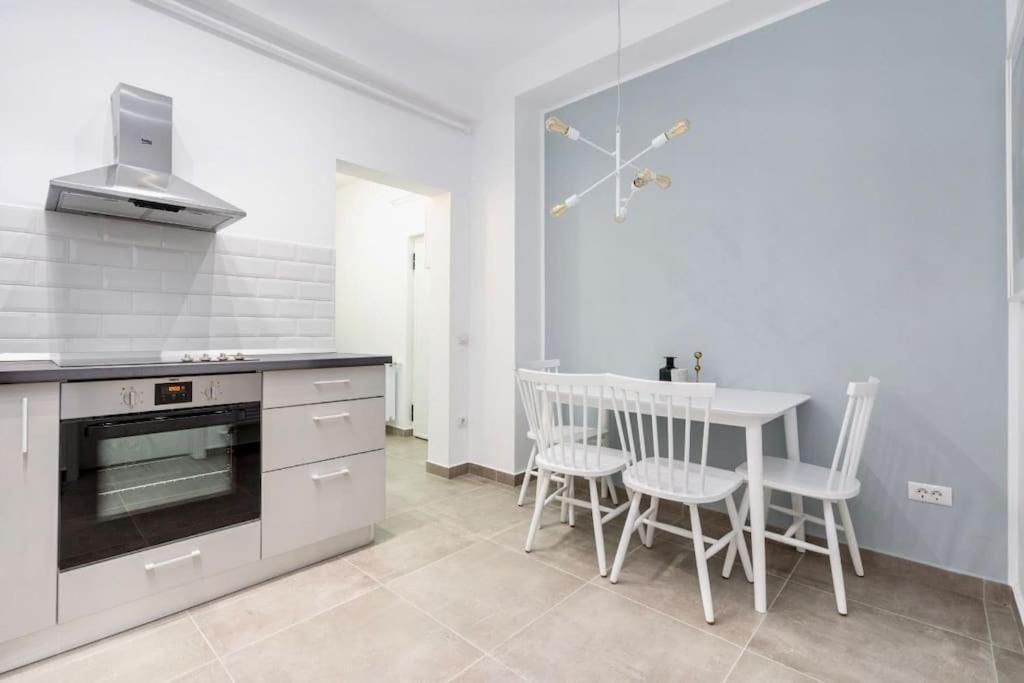 Apartament Bloom Ultracentral Bucureşti