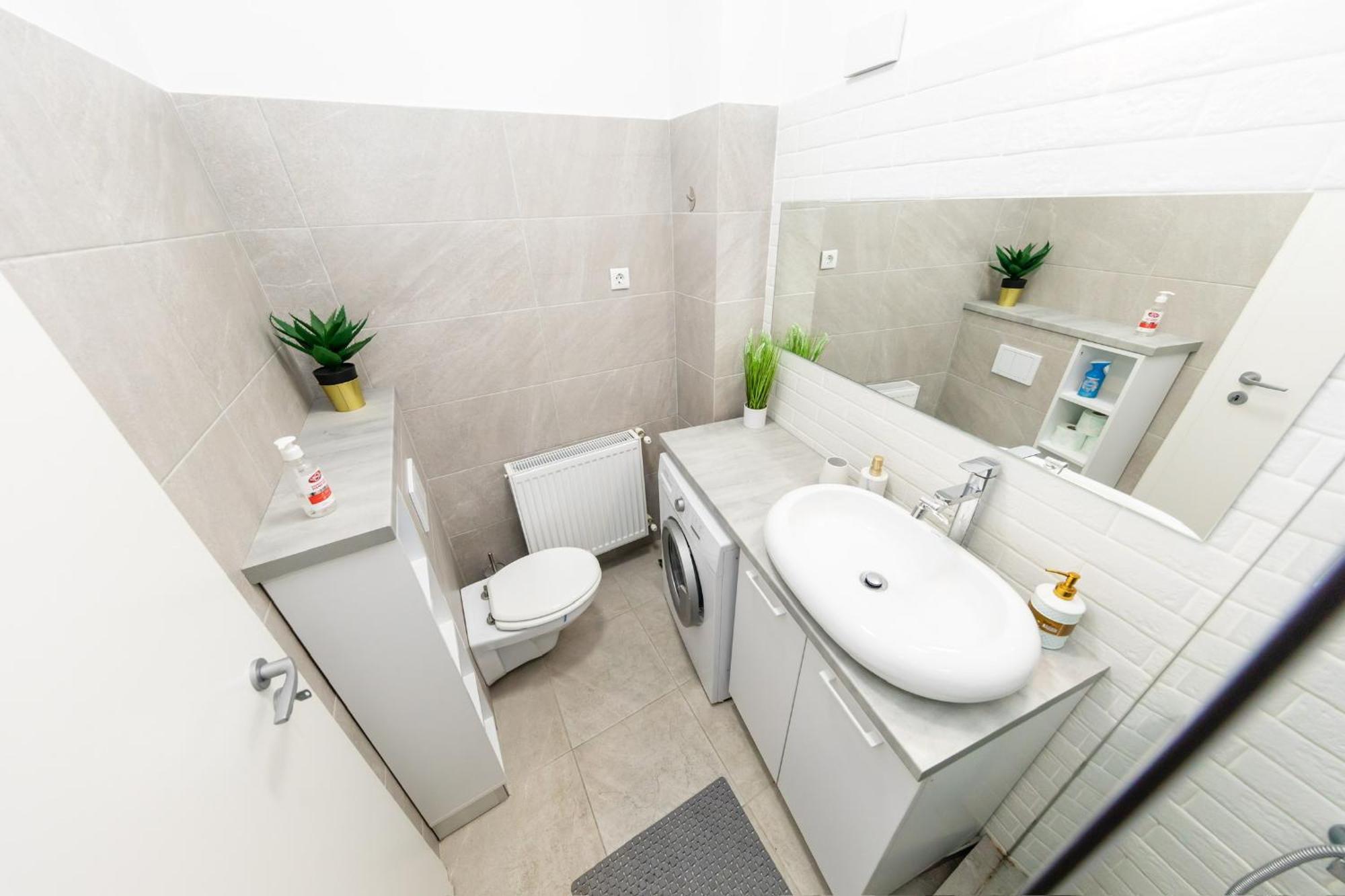 Bloom Ultracentral Bucureşti